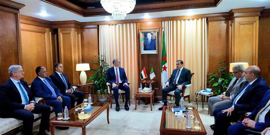 مصر والجزائر تبحثان تعزيز التعاون في قطاعي البترول والغاز